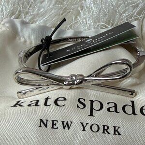 Kate Spade Mini Bow Hinged Bangle (NEW)